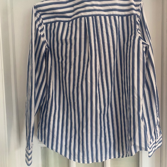 Blue & White Gap Perfect Shirt in Poplin - Picture 3 of 3